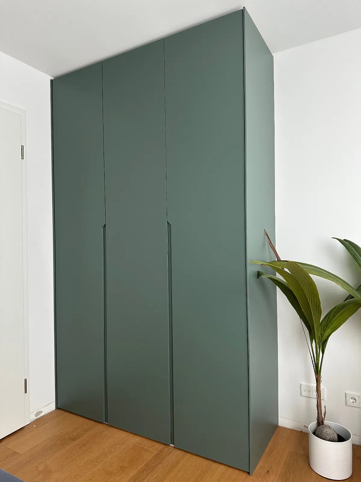 Freestanding Wardrobes