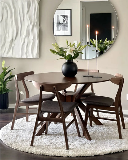 Eettafel lichtbruin 110 cm x 110 cm