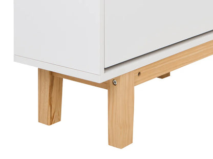 Witte schoenenkast